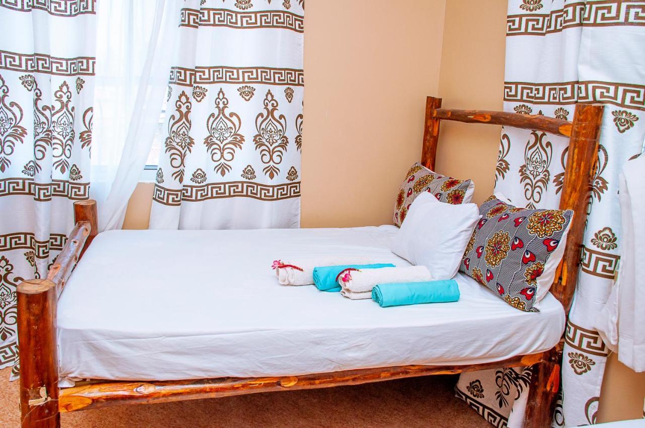 Palm Nungwi Bed & Breakfast Eksteriør bilde